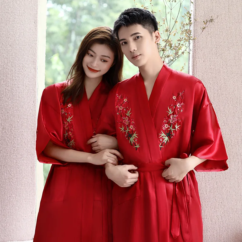 

Весенний новый наряд для влюбленных, мужской и женский халат, красный атласный халат в китайском стиле, свободный удобный гостиничный сервис