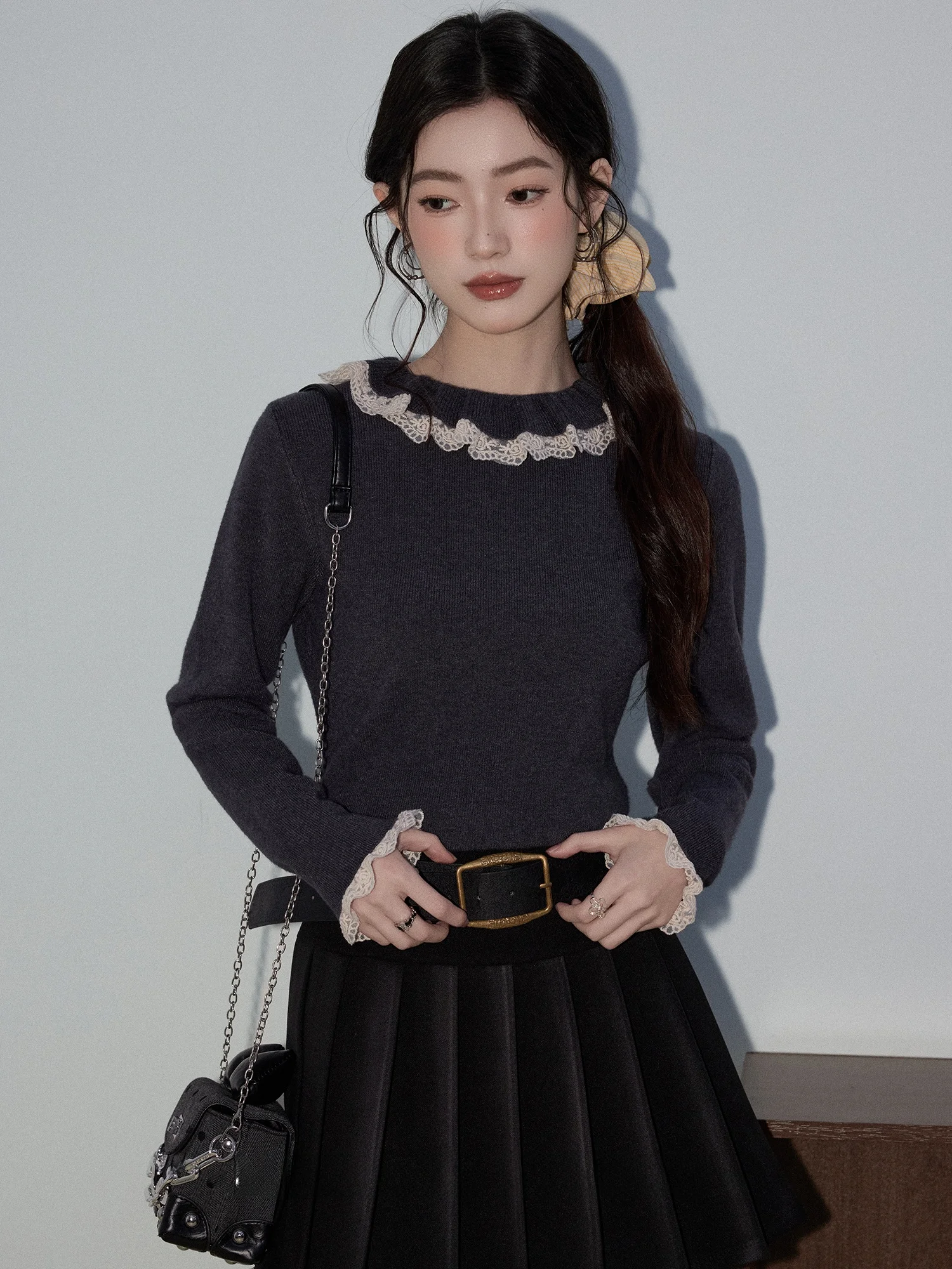 

Unique Beautiful Lace Splice Hem round Ne Knitted Sweater Women's Autumn Winter Slimming Top Soft French Sle Long Sve