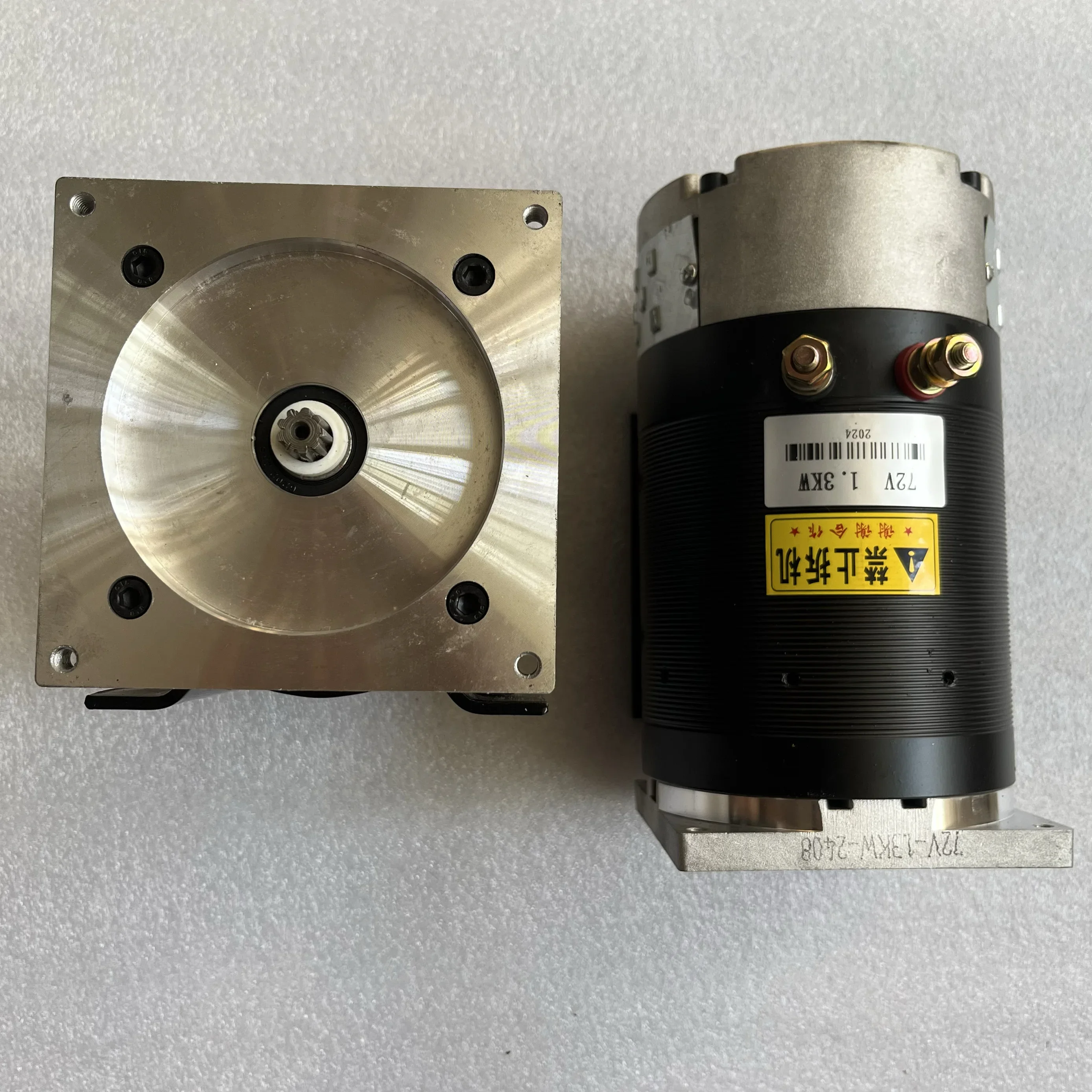 

Electric Forklift Hydraulic Lift Motor, Electric Sanitation Truck Hoist, Kedeli Niuli Tail Plate Hydraulic Pump Station
