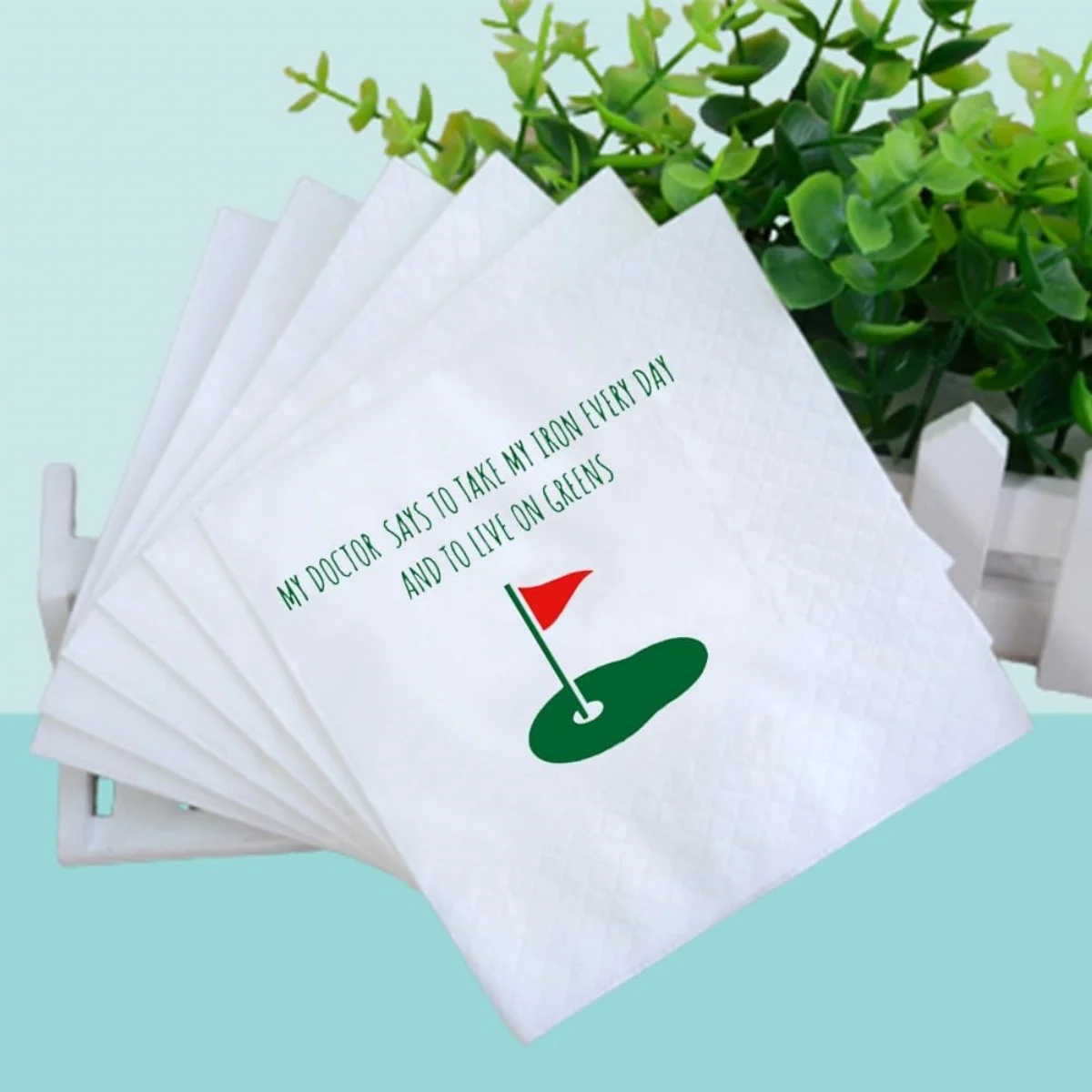 Divertidas servilletas de cóctel con diseño de pelota de golf, 50 unidades, mi médico dice que tomar hierro a diario me hará vivir mejor en el campo, servilletas desechables para golfistas.