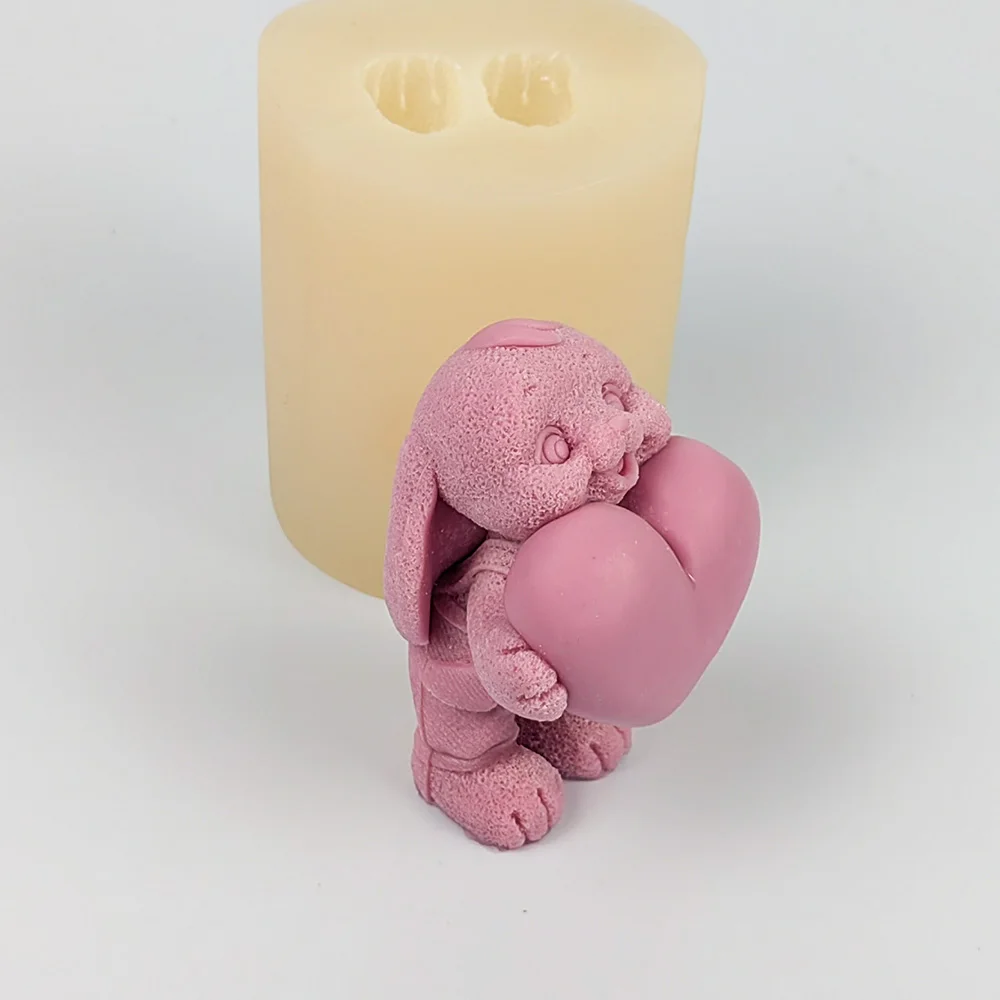 PRZY-3D Little Rabbit Holding Love Moulds, Silicone Candle Mold, Soap Molds, Animals Wedding Birthday, Valentine's Day Clay