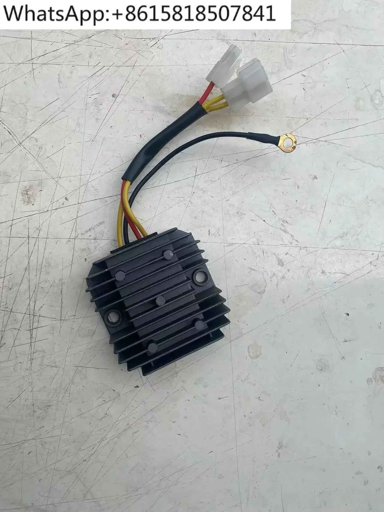 Changchai EV80-154000C Voltage Regulator Parts EV80 Lipai Micro Excavator Generator Voltage Regulator