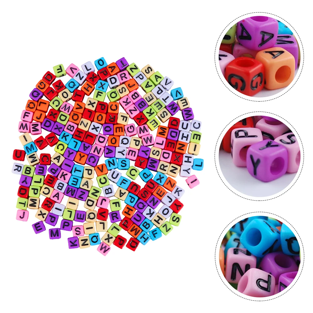 

800 Pcs Letter Beads Plastic Love Alphabet Charms Square Number for DIY Jewelry Bracelet Necklace Accessories Handicraft Gifts