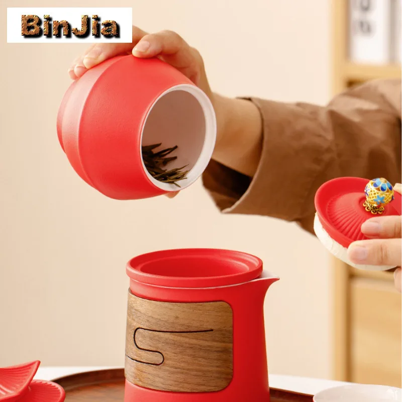 طقم شاي للسفر الثقافي والإبداعي للمدينة المحرمة مصنوع يدويًا 1 وعاء 4 أكواب منظم لصنع الشاي حقيبة حمل خارجية محمولة