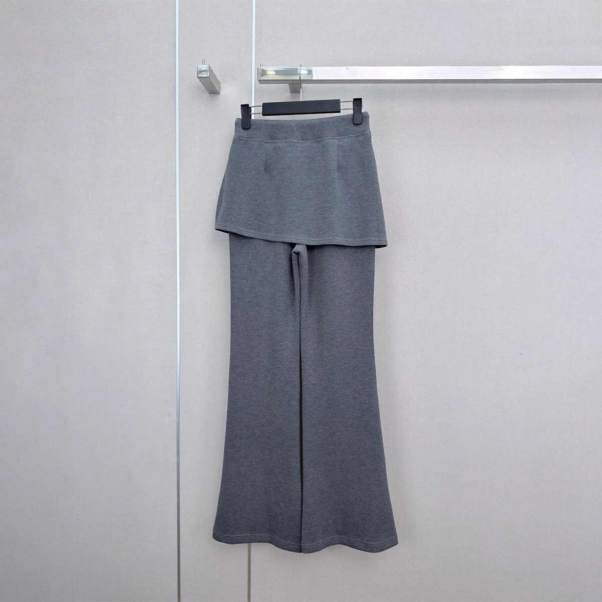 2026 High quality women's clothing Korean style fake two-piece skirt pants with micro pull casual design--2026090117