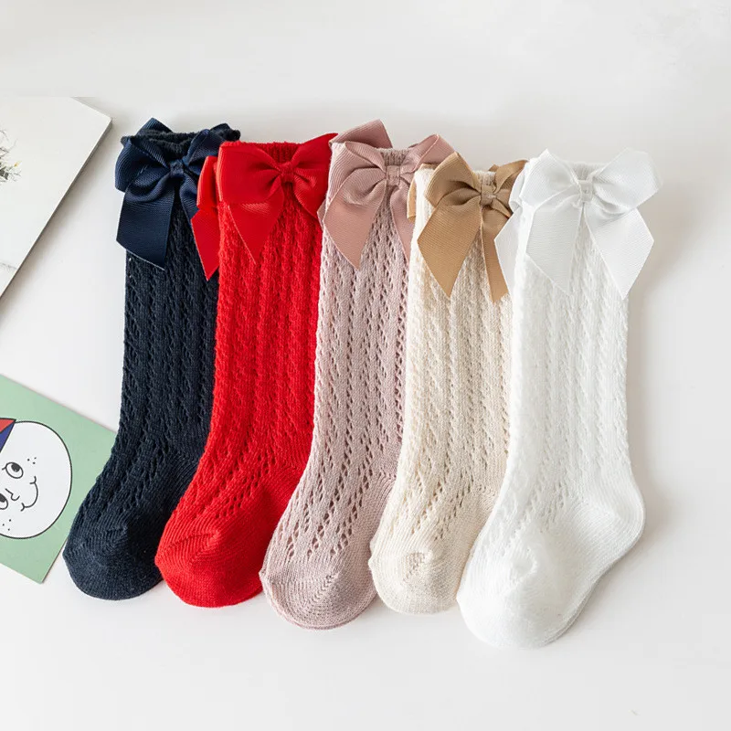 Girls' Knee High Bow Socks in Breathable Cotton 2