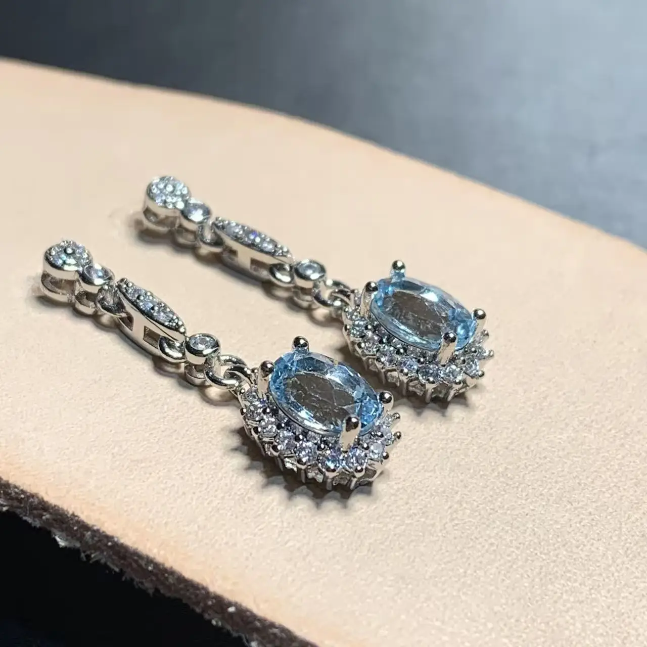 Natural Blue Topaz Stud Earrings For Women 925 Sterling Silver Jewelry Gift Simple Peridot Jewelry