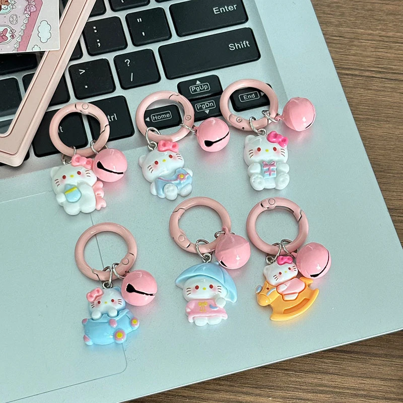 Llavero con colgante de mochila Sanrio HelloKitty, figuras de acción de Anime, llavero pequeño de pareja de dibujos animados de resina, decoración DIY, 1 unidad