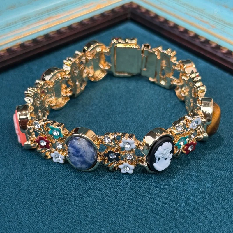 

Vintage Cameo Bracelet Jewelry Coloful Natural Stone For Women Copper Flower Palace Gold Color Luxury Trends Dubai Quality Party