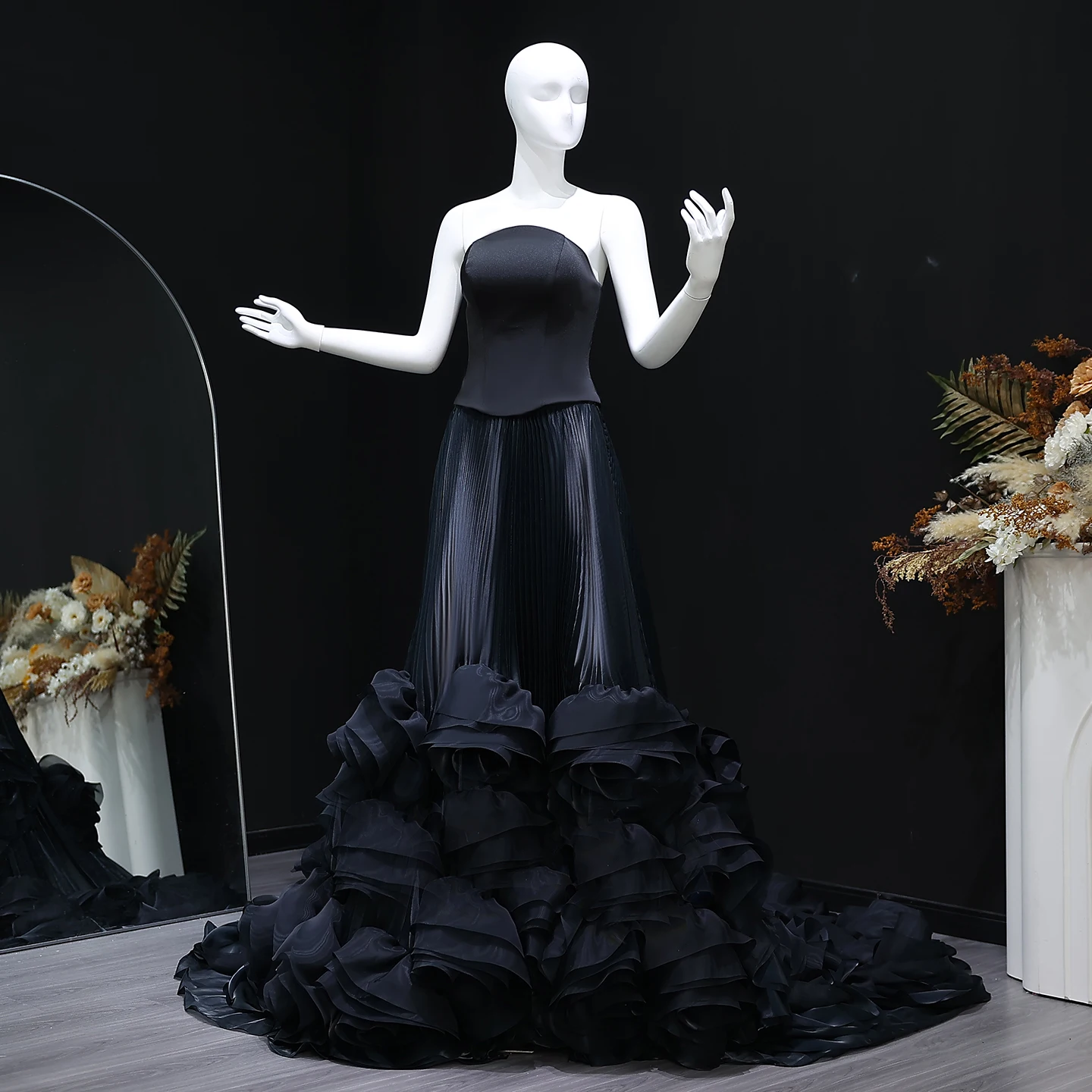 Sharon กล่าวว่าสีเขียว Strapless Princess ชุดราตรี Ruffles A-Line สําหรับงานแต่งงานของผู้หญิงชุดอย่างเป็นทางการ SS230 ที่กําหนดเอง