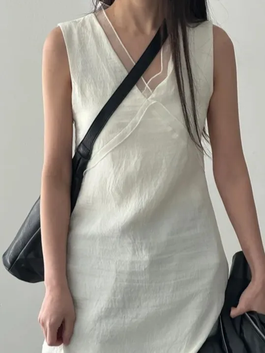 เสื้อกล้ามคอวีแต่งลูกไม้ทรงเข้ารูปสำหรับผู้หญิง กระโปรงทรงเอไลน์ความยาวปานกลาง สไตล์ทันสมัย เหมาะสำหรับใส่ทำงาน