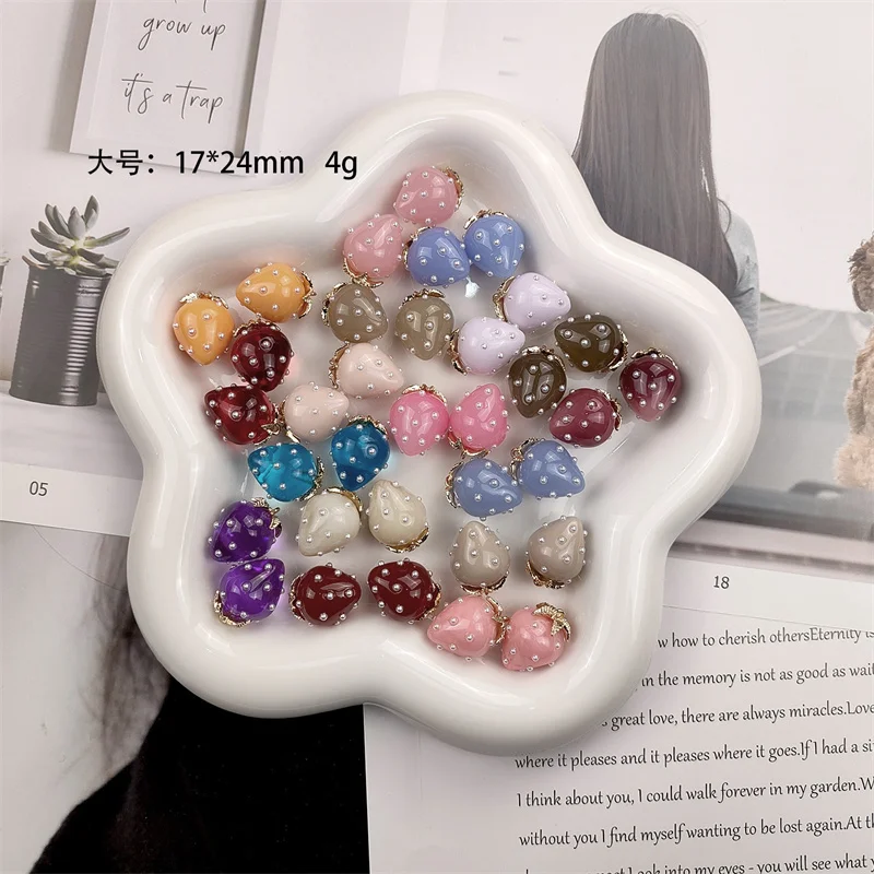 

Min order 20pcs/lot handmade beads decoration cartoon strawberry shape acrylic dolls beads charms diy jewelry accessory