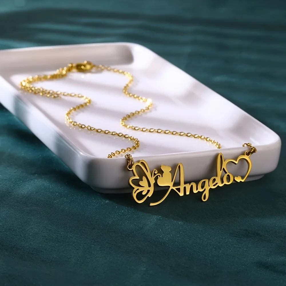 Personalisierte benutzerdefinierte Frauen Name Brief Schmetterling Liebe Anhänger Halskette Edelstahl beste Freundin perfektes Geburtstagsschmuck Geschenk