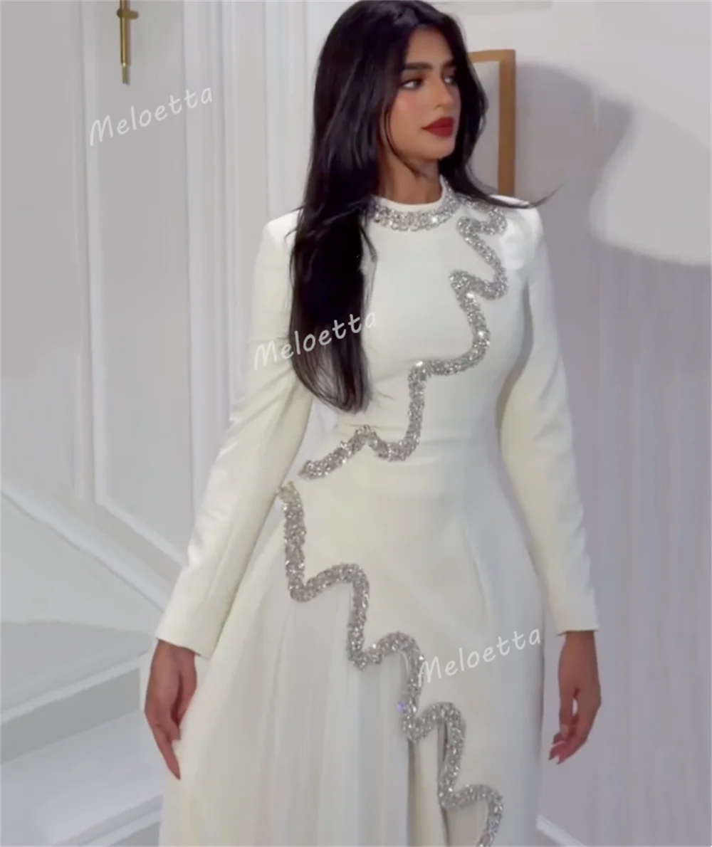 Thumbnail 3 - #5 Trending Bespoke Wedding Dresses Right Now