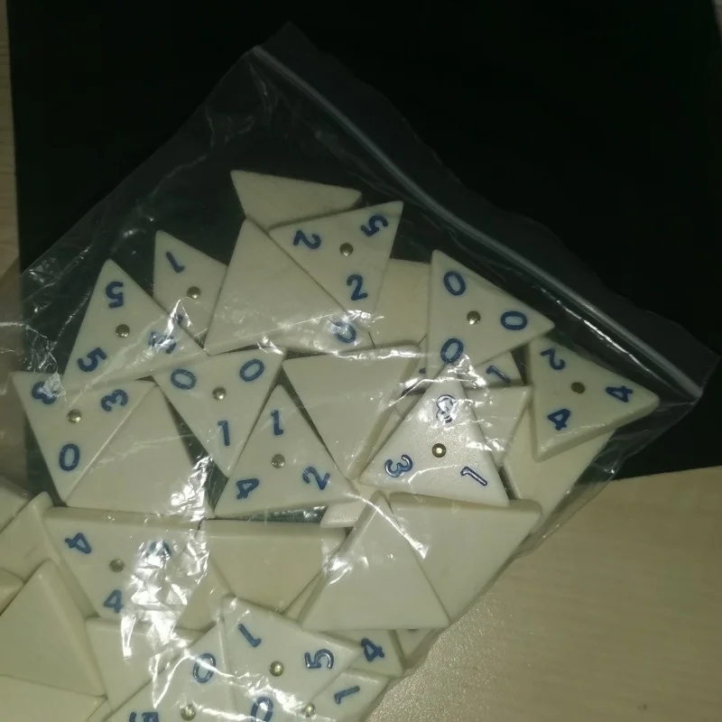 56 Juego de dominó triangular grande, azulejos de números de dominó de melamina, azulejos de números triangulares, juegos de reunión familiar/fiesta, juego de mesa