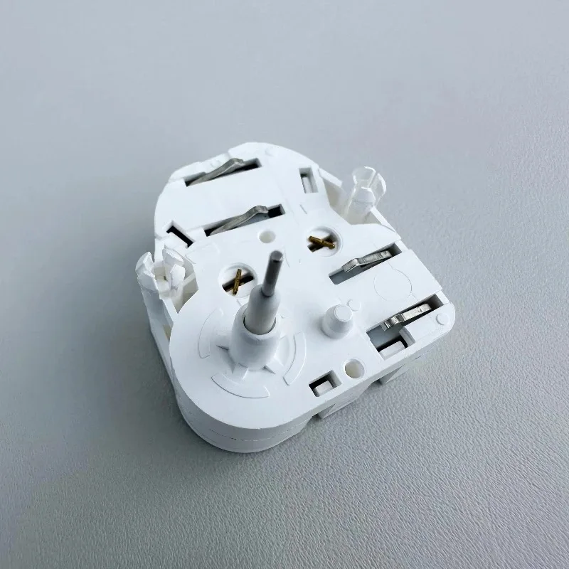 Iron Shaft VDO Instrument Motor for BMW Sagitar Magotan Touran Jetta Volkswagen Automobile Stepper Motor Motor