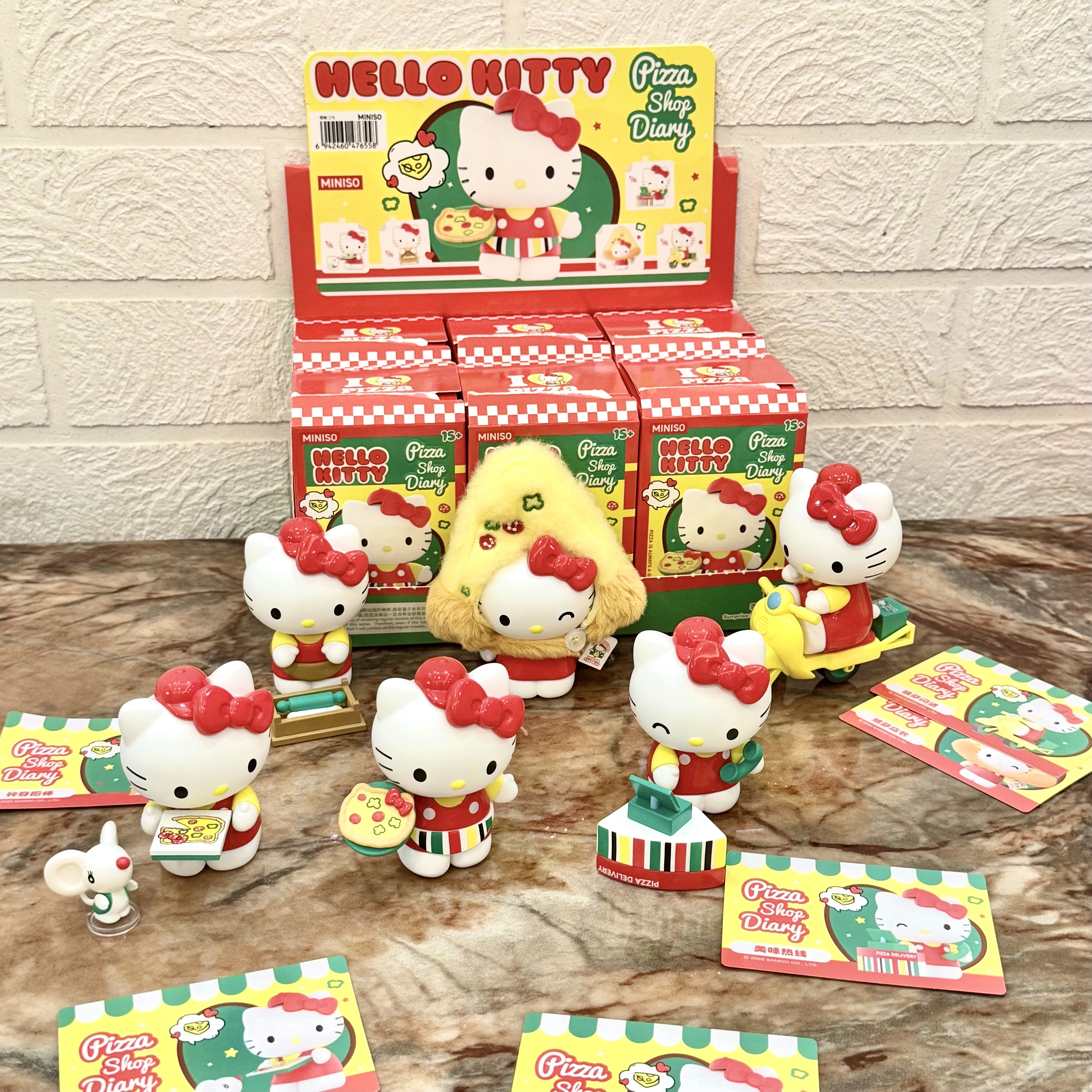 Personajes de Sanrio, Serie Hello Kitty Pizza Diary, Caja Sorpresa de Escritorio, Mini Muñeca Coleccionable, Lindo Regalo de Cumpleaños, Juguete Decorativo para Escritorio