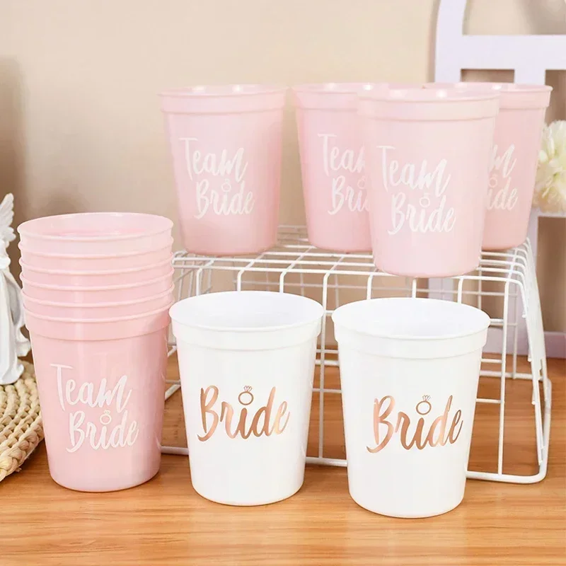 1Set Bachelorette Party Team Bride Plastic Drinking Cups Bridal Shower Gift Bride to be Hen Party Supplies Wedding Decorations