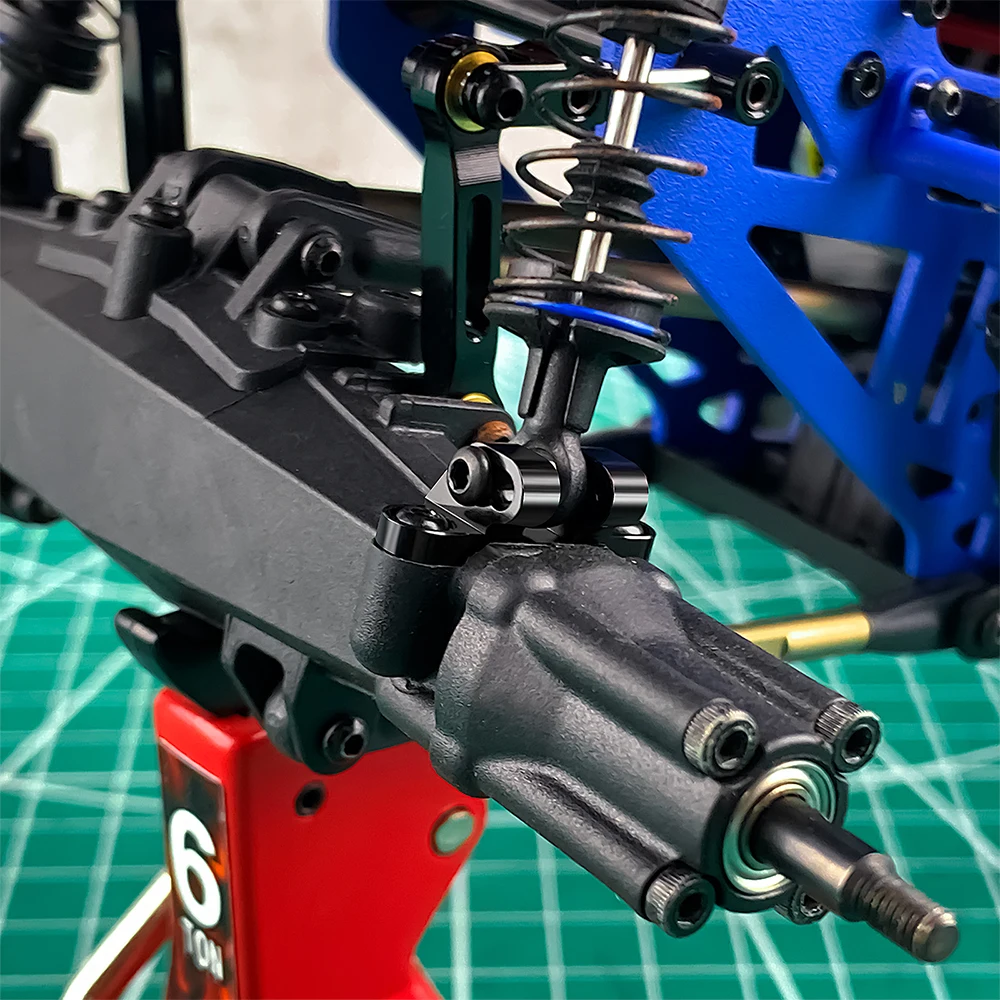 YEAHRUN-Soporte de suspensión inferior para coche teledirigido, aleación de aluminio, montaje de enlace ajustable, piezas de actualización para 1/18 Mini LMT 4WD Rc
