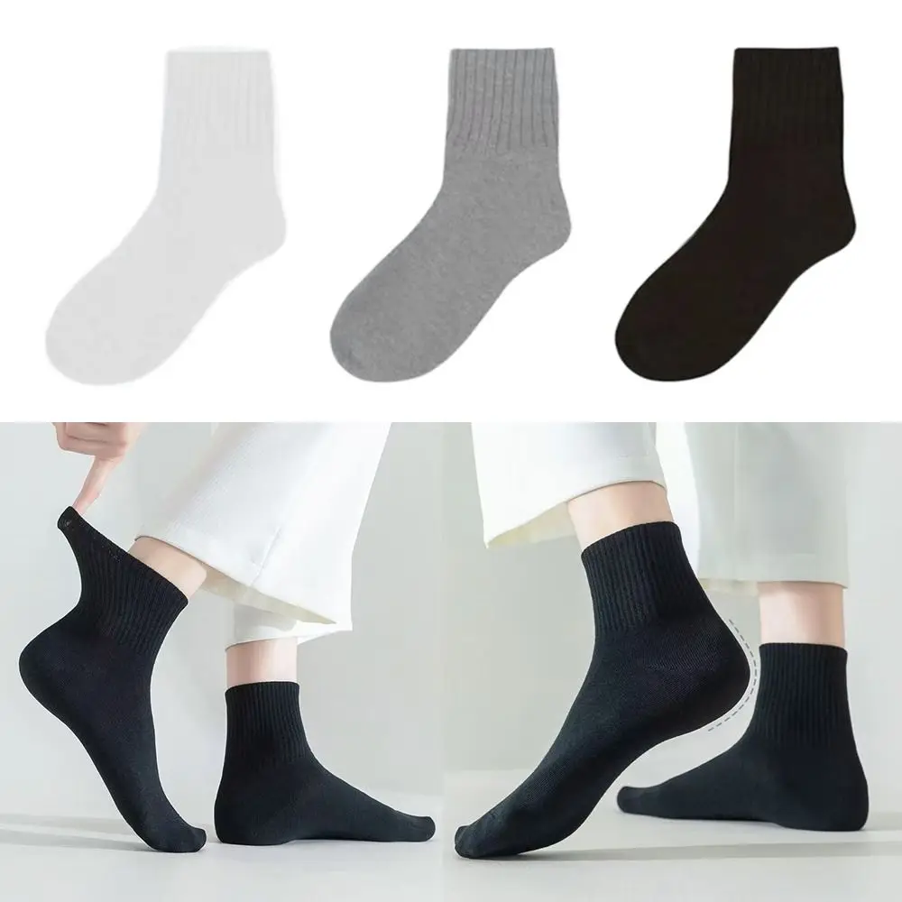

Portable 36-43 Disposable Socks Polyester Sweat Absorption Disposable Stocking Breathable Soft Travel Supplies Socks on Business