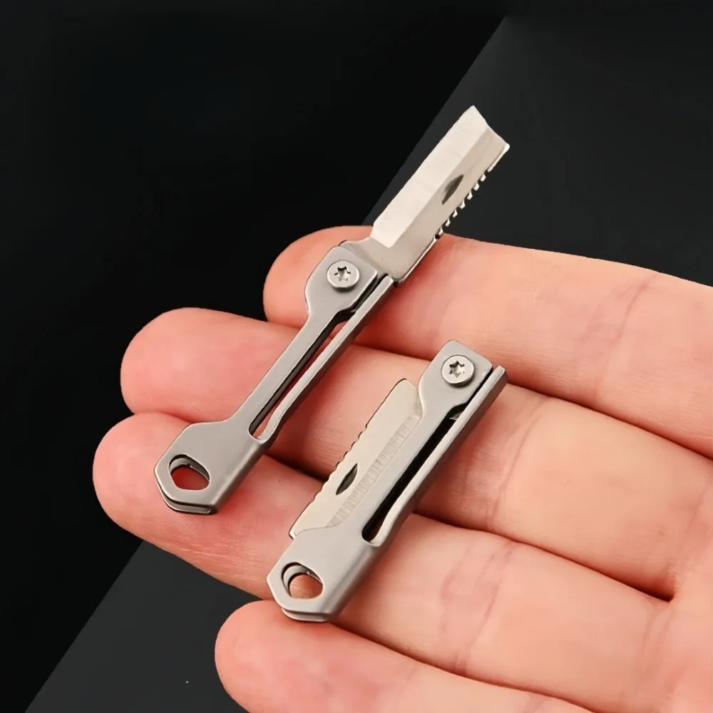 Mini Navaja Plegable Portátil de Acero Inoxidable, Herramienta Multifuncional de Bolsillo con Llavero, Ideal para Campismo, Senderismo y Excursionismo al Aire Libre