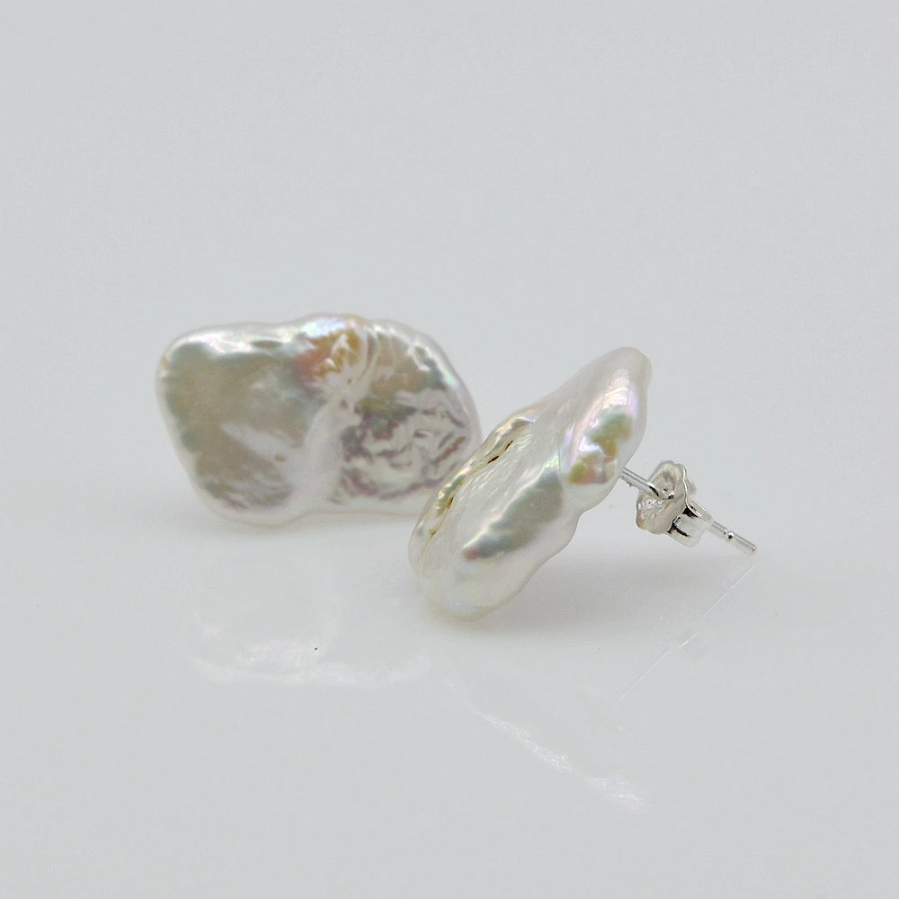 Baroque earrings White natural freshwater pearls 925 sterling silver studs Leaf-shaped pearls Vintage jewellery Women\'s earrings