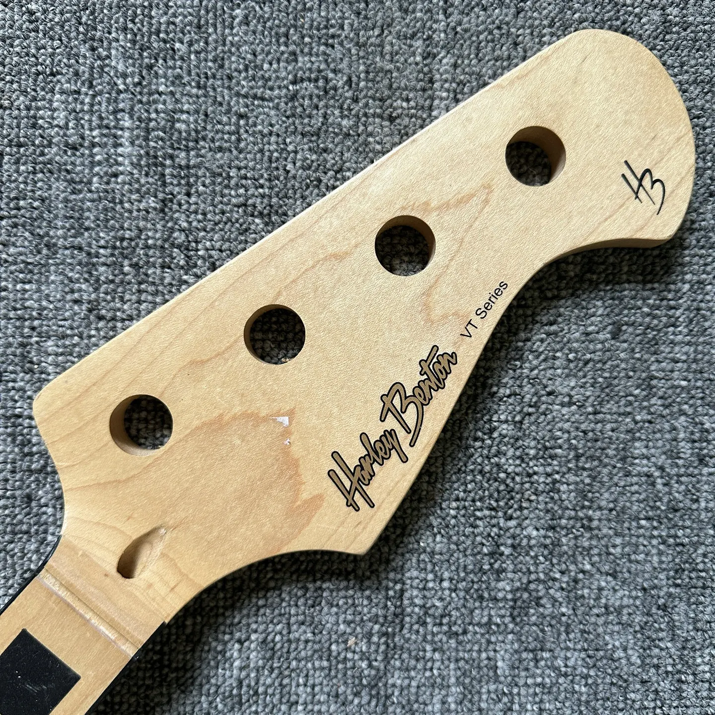 WN797  Harley Benton VT Series 4 String Bass Guitar Semi Finished Electric Bass Neck with Rosewood Back Inlay 20 Frets for DIY