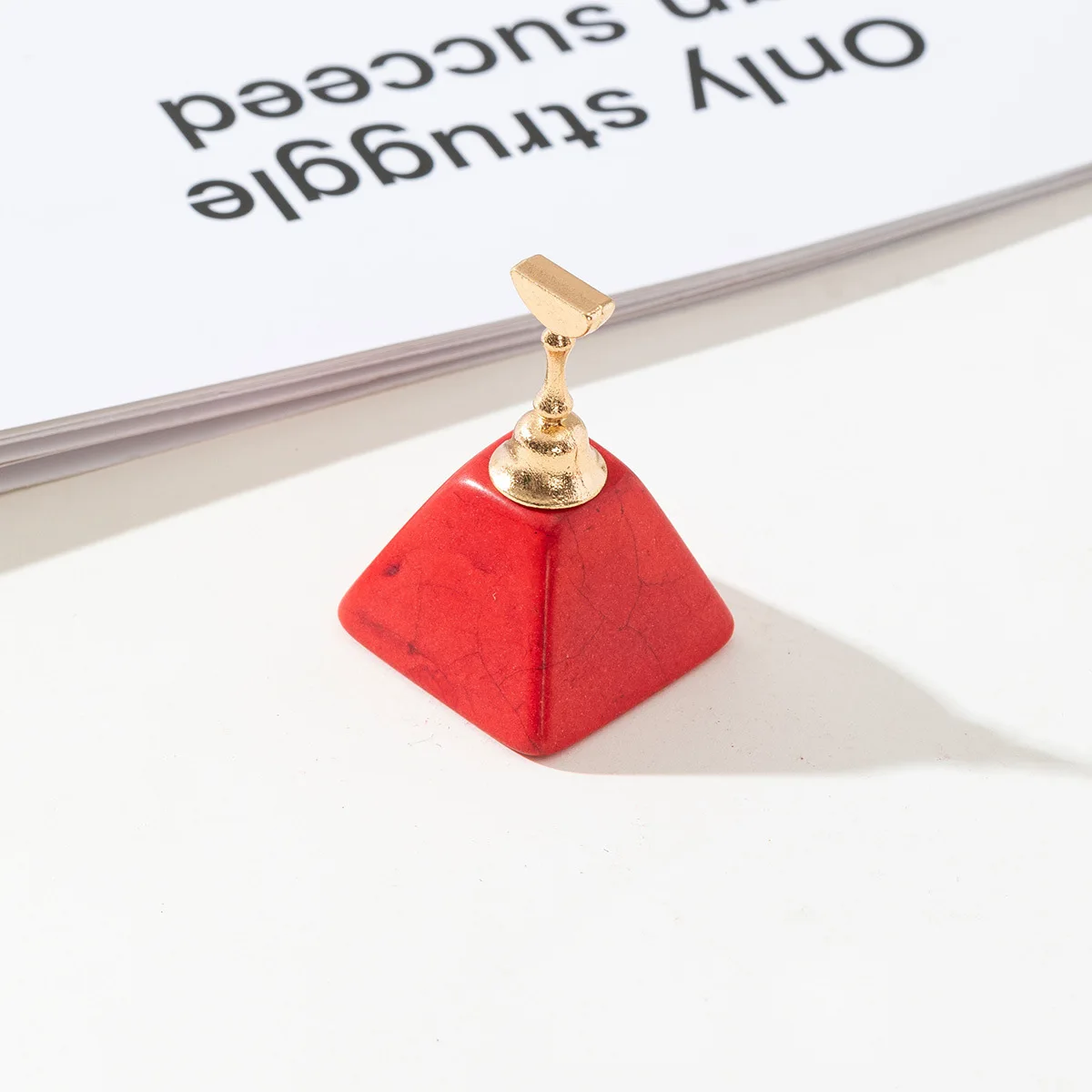 Magnetyczny stojak na tipsy turkusowa podstawa podpórka do ćwiczeń paznokci uchwyt do treningu palców do manicure DIY salon paznokci