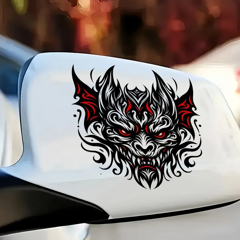 قطعة واحدة من ملصق رأس الشيطان على الطراز القبلي - فينيل عالي الجودة مقاوم للماء للسيارة والكمبيوتر المحمول والدراجات النارية - ديكور جريء قابل للإزالة