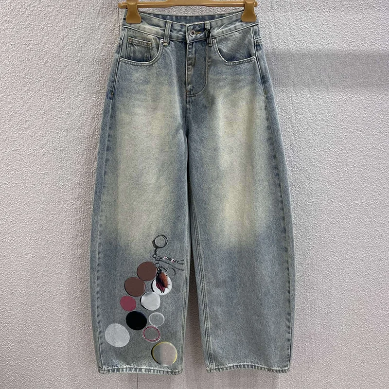 Pantalon en denim bleu aquarelle vintage pour femme de haute qualité avec un design ajusté et un jean à motif imprimé 2592488