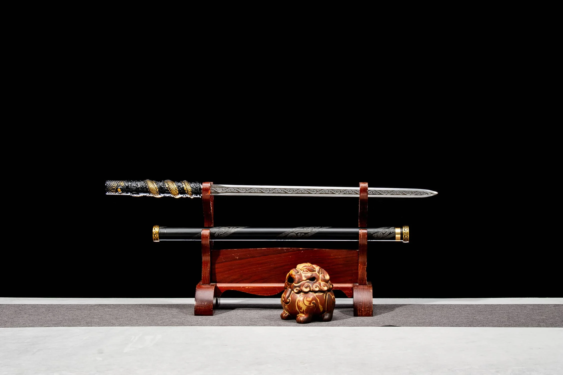 122cm Chinese Golden Dragon Samurai Sword Combat Preparation Sharp Spring steel katana full tang Ninja Training Weapons gift