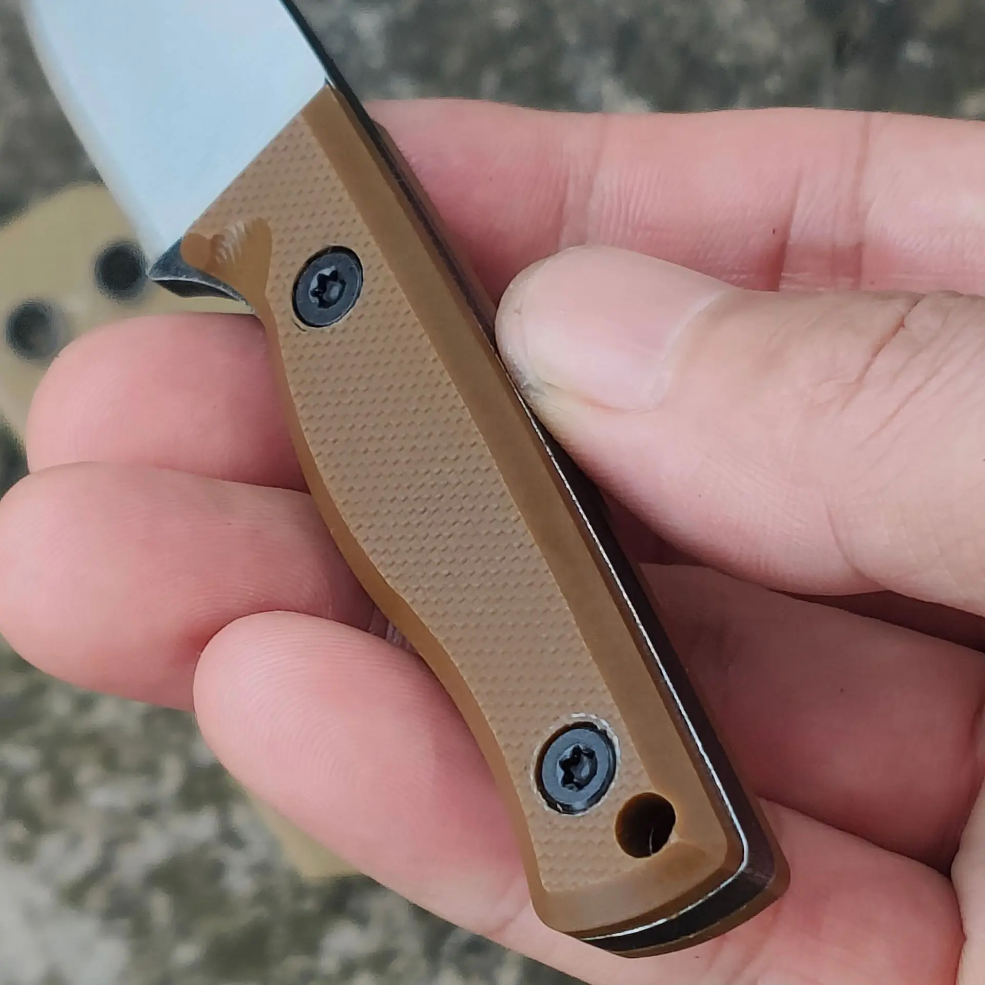 2025 جديد G10 مقبض التخييم في الهواء الطلق بقاء شفرة مثبتة سكين مستقيم 420 الفولاذ المقاوم للصدأ سكاكين الرقبة الحادة مع غمد كيديكس