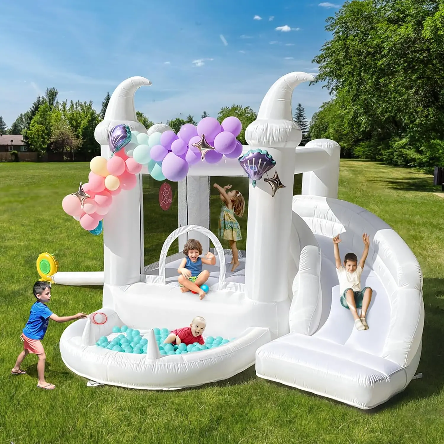 White Bounce House with Blower Kids Ball Pool Family Backyard Bouncy Castle Suitable for Birthady Events Parties Customization