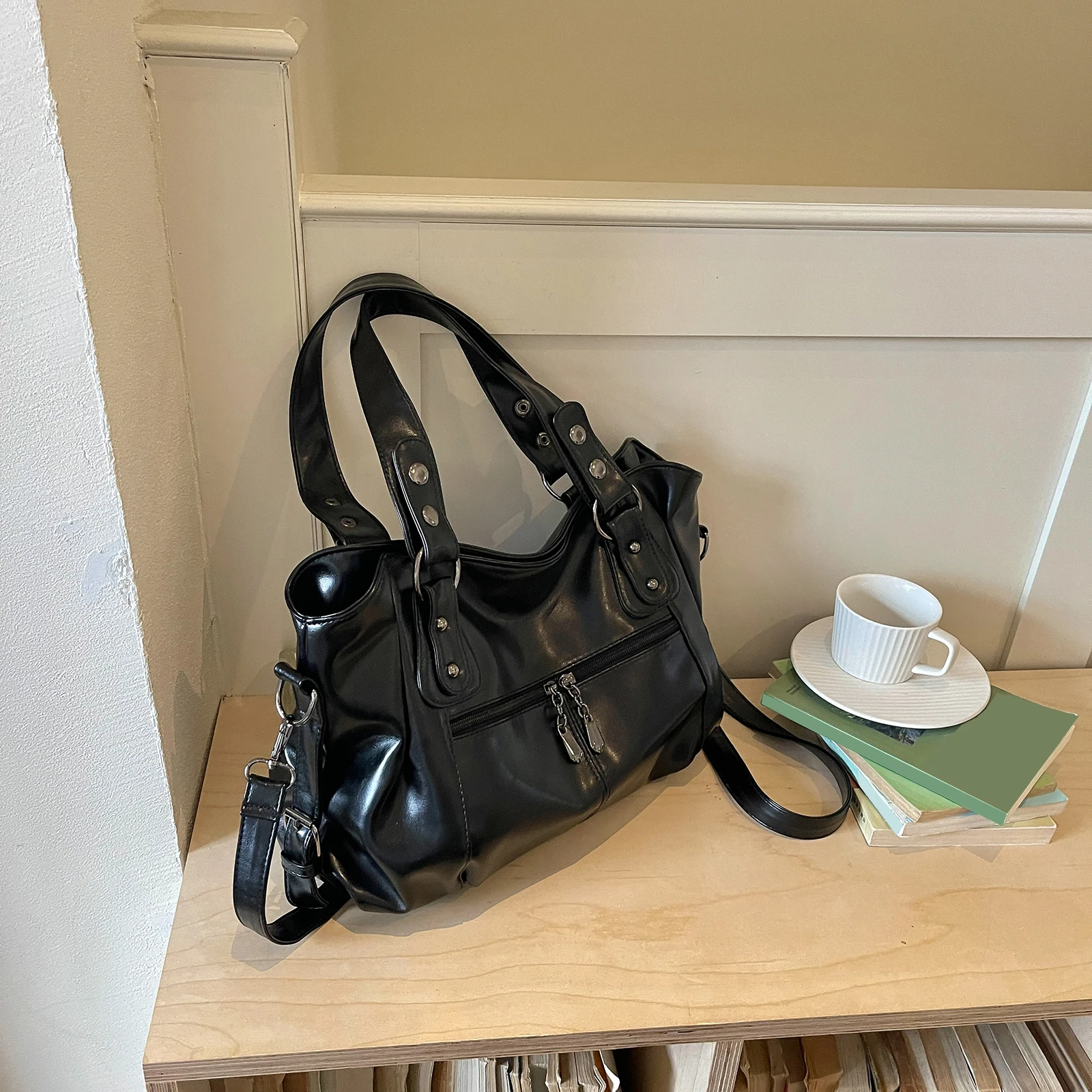 Retro Vintage Women Tote Bag Large Capacity Shoulder Handbag Simple Top Handle Bag Travel Date Shopping Handbags