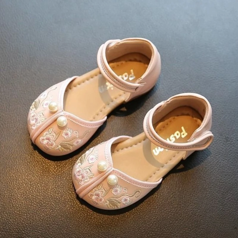 Sepatu flat anak 3 tahun, sandal sol karet bordir jari bulat, sepatu Slip On Anti selip untuk anak-anak