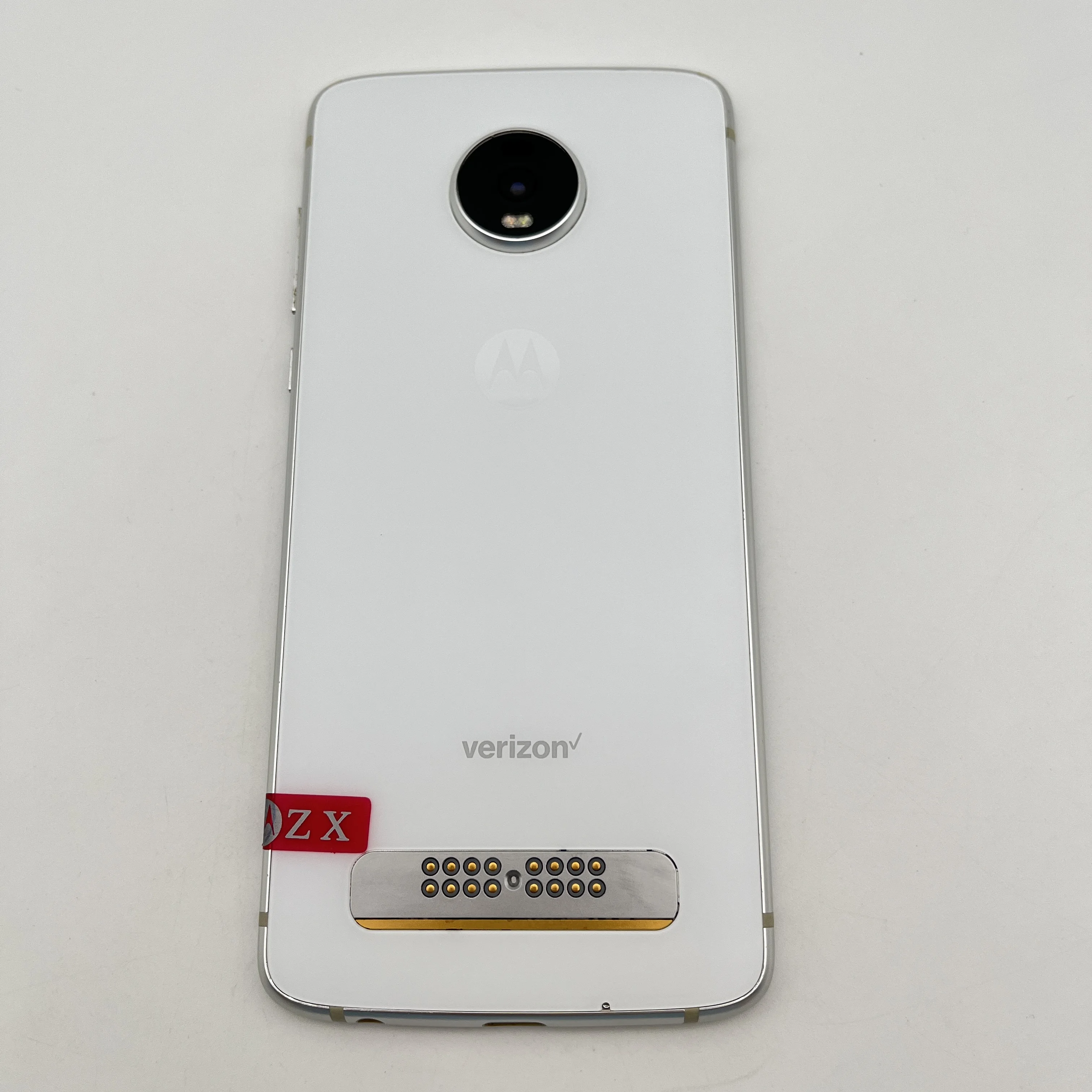 Originale sbloccatoMotorola Moto Z4 XT1980 One Sim 4GB RAM 128GB ROM Octa-core 48MP 6.4 ''3600mAh Android 9 NFC FM Smartphone