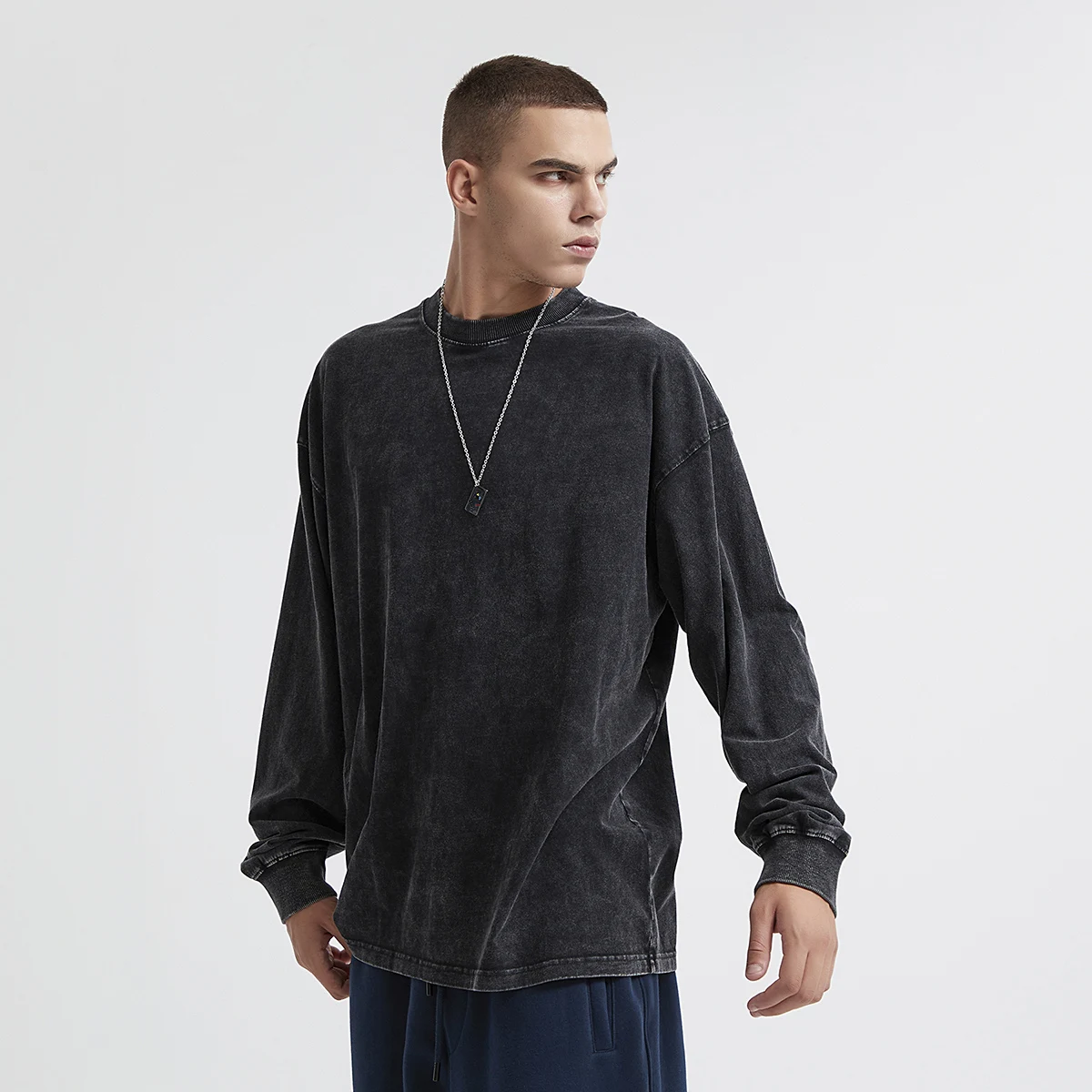 Crewneck Oversized Sweatshirt Men Baggy Fit Long Sleeve T Shirts Vintage Acid Wash Tshirt Basic Solid Color Tee Streetwear Y2k