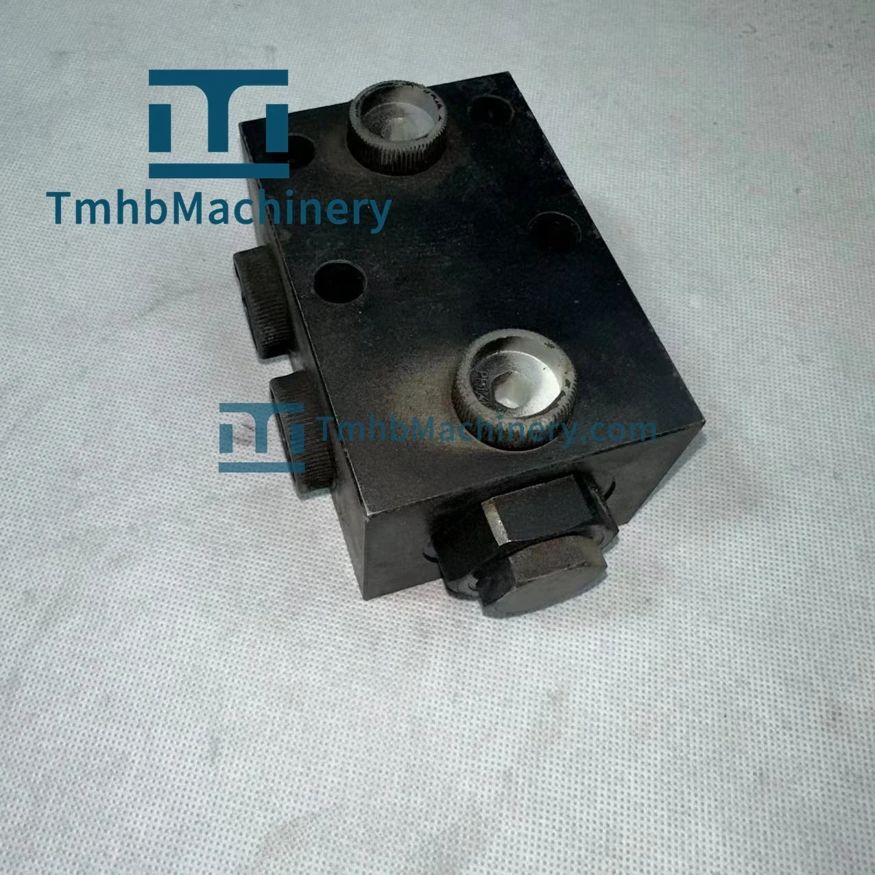 EXCAVATOR OUTRIGGER CYLINDER VALVE CHECK 31N6-75020 31N6-70320 31N6-70321 31N6-75011 31N6-75010 FOR EXCAVATOR R200W-7 R110-7