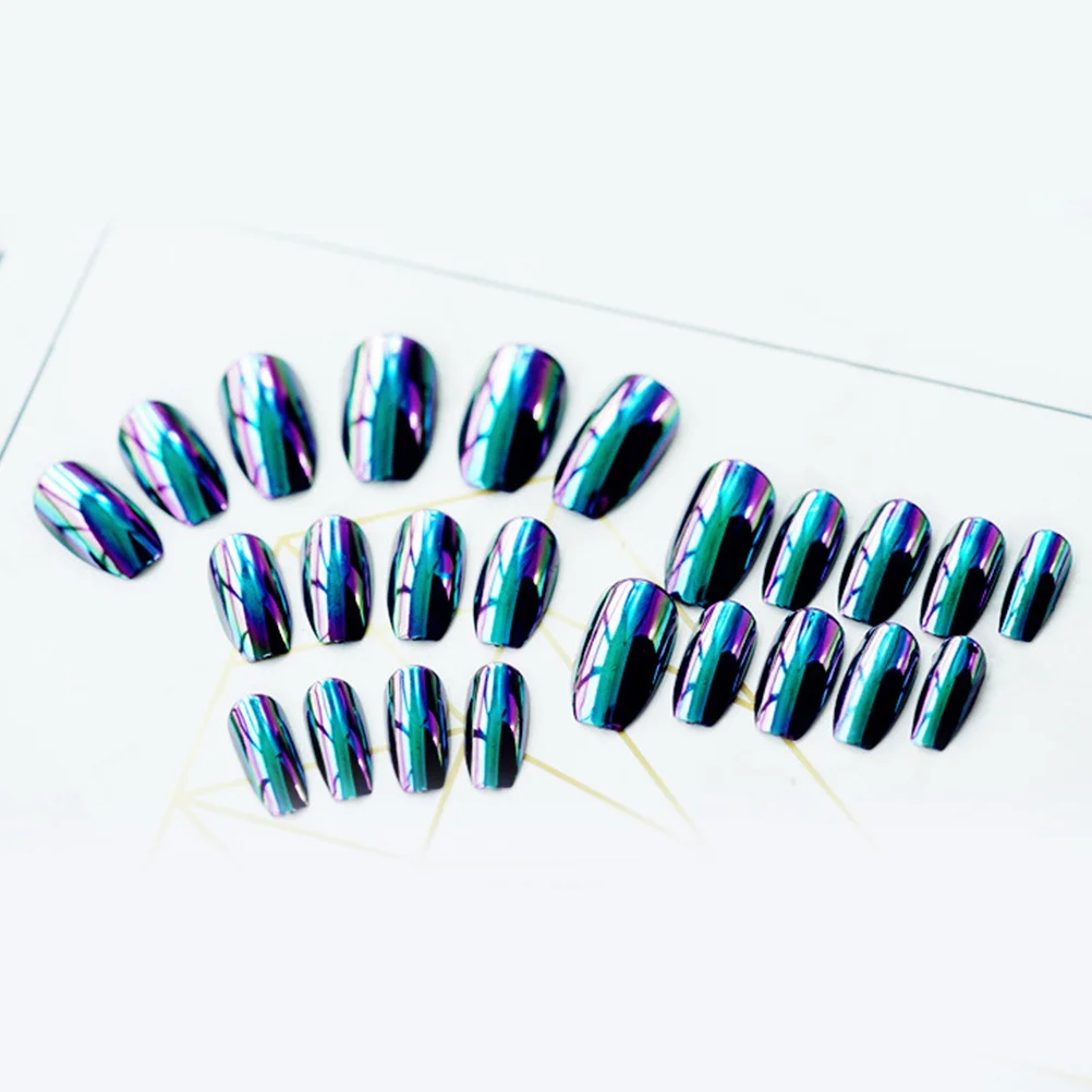 

24Pcs Shimmering Color Change Mirror Nails Full Cover Artificial Tips Comfortable Fit No Smell Easy File Trim for Salon Home