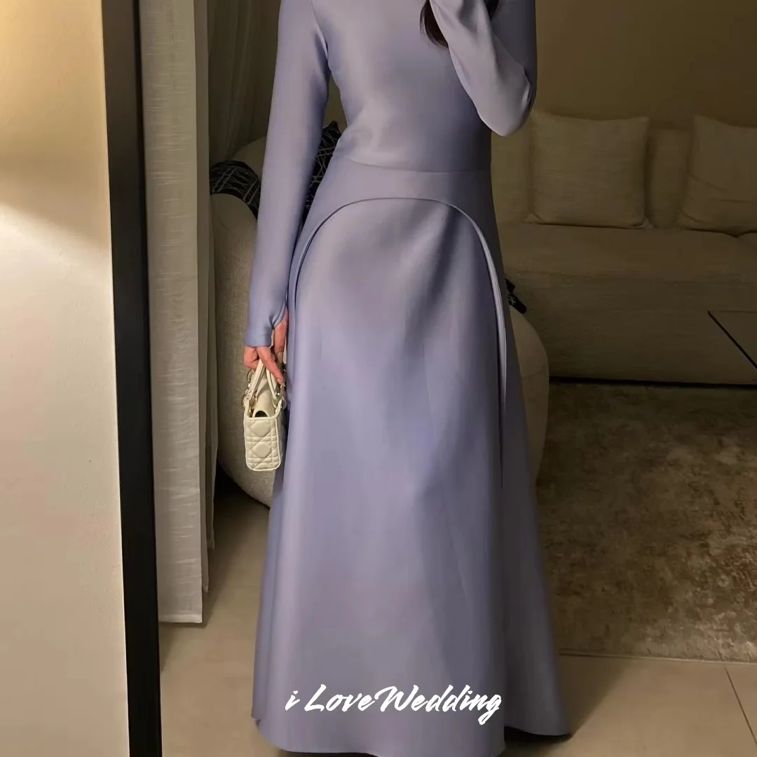 ชุดราตรีสีม่วงคอสูง ปี 2025 ผ้าซาติน แขนยาว ทรงเอไลน์ ยาวถึงข้อเท้า จีบระบาย สำหรับงานพรอม งานแต่งงาน งานเลี้ยง  รับตัดตามแบบ