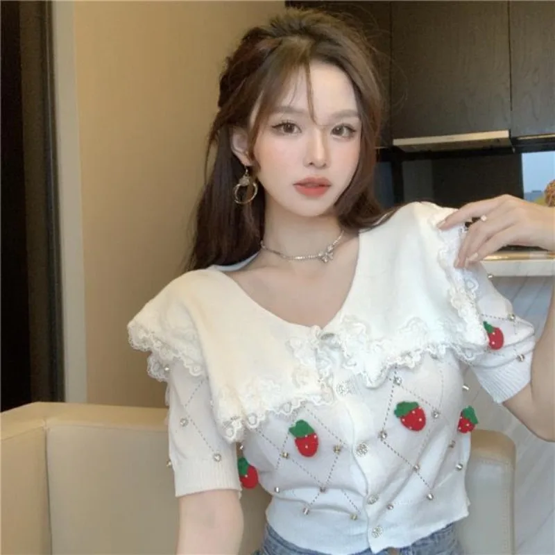 

Blouse Knitwear Women's Summer Sweet Peter Pan Collar Lace Trim Strawberry Studs Short Sleeves Knit Cardigan New Versatile Chic