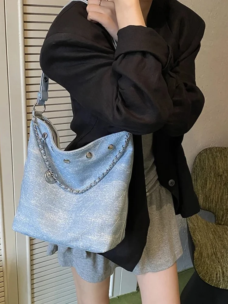 

2025 Quilted Denim Bucket Bag for Women Minimalist Shoulder Crossbody Purse Fashionable Handbag