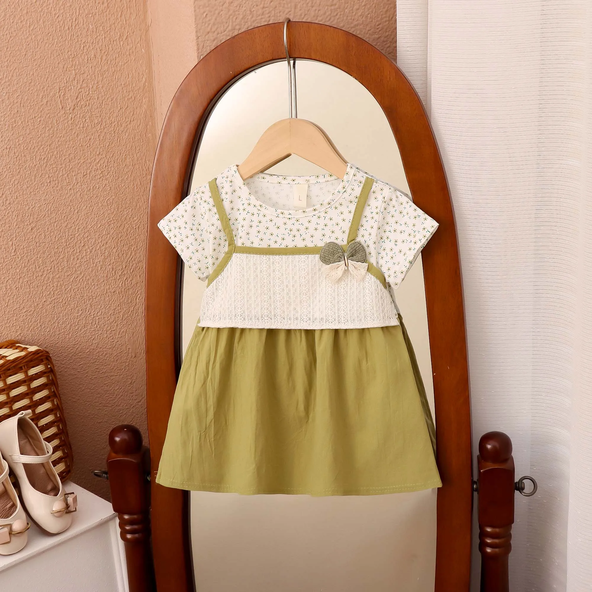 

Girls' Summer New Short Sleeved Flower Fresh Suspender Dress Sweet Party Princess Dress For Baby Girls Fake Two Pieces