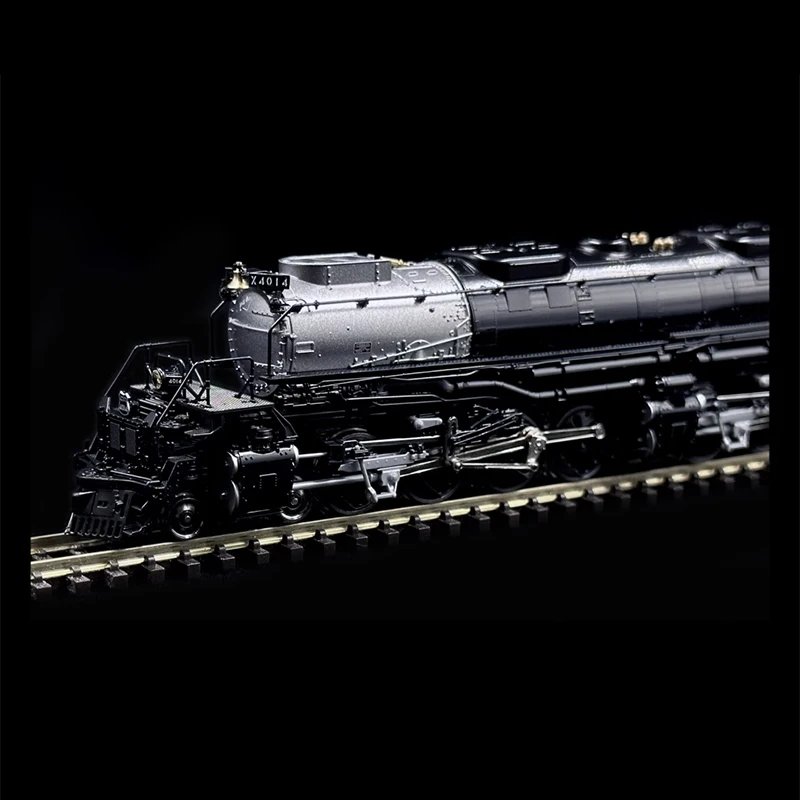 KATO Train Model 1/150 N Scale Rail Car 126-4014 United States UP 4884 Steam Locomotive BIGBOY #4014 Model Toys