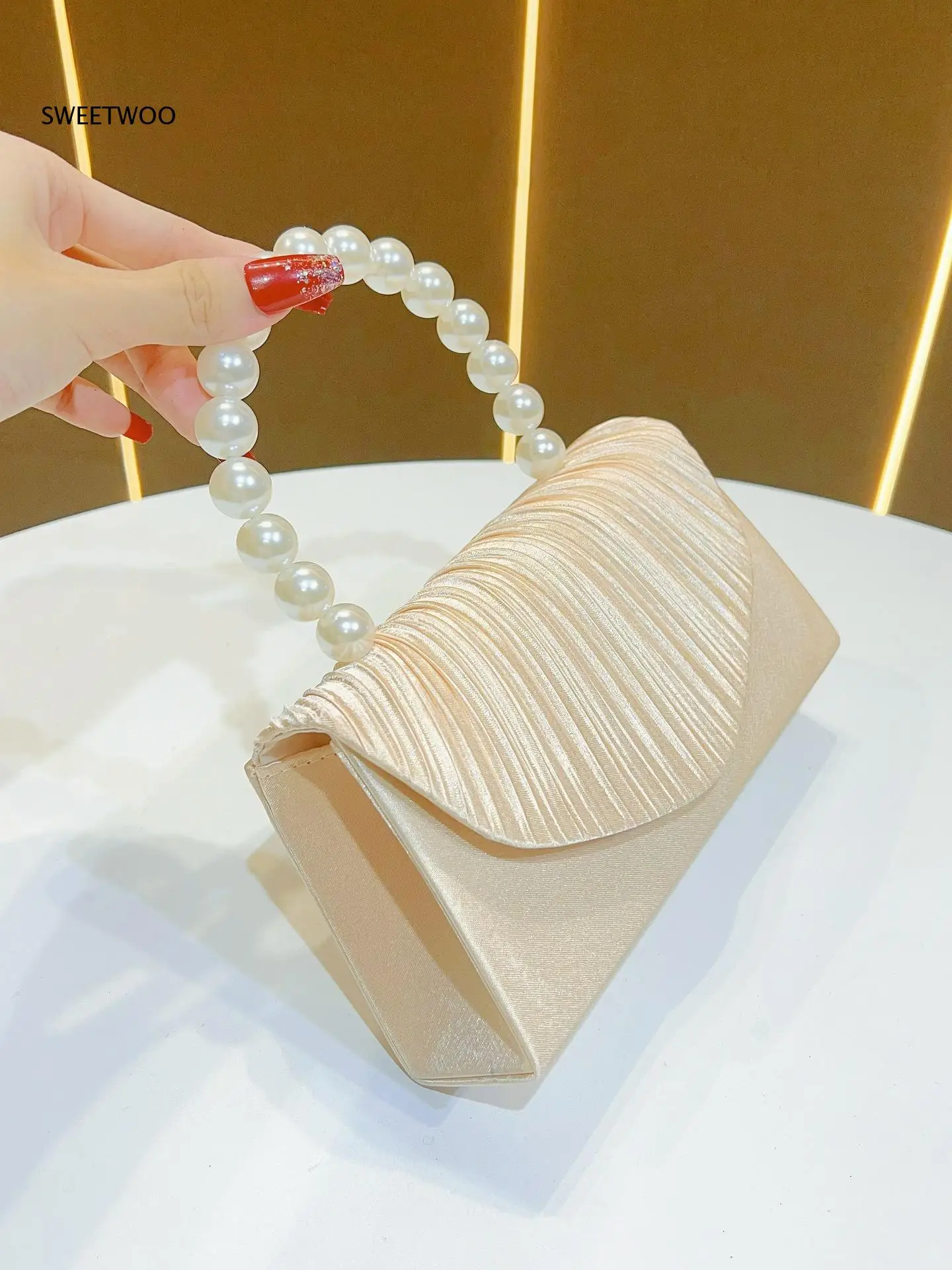 2026 Pleated Satin Fabric Evening Clutch Bag Round Pearl Hand Strap Solid Beige Black Silver Wedding Dating Small Shoulder Purse view 2