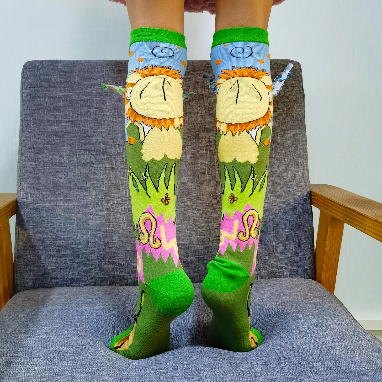 Novelty and Fun Girl Socks Cute Girl Knee Socks Girl High Socks Crown Fashion Socks