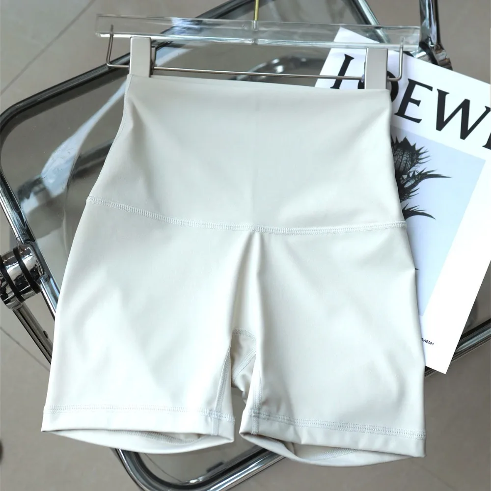 High Elastic Nylon Sports Shorts Compression Fit Quick-Dry Stretch Yoga Shorts 3-Inch Length Butt-Lifting Design