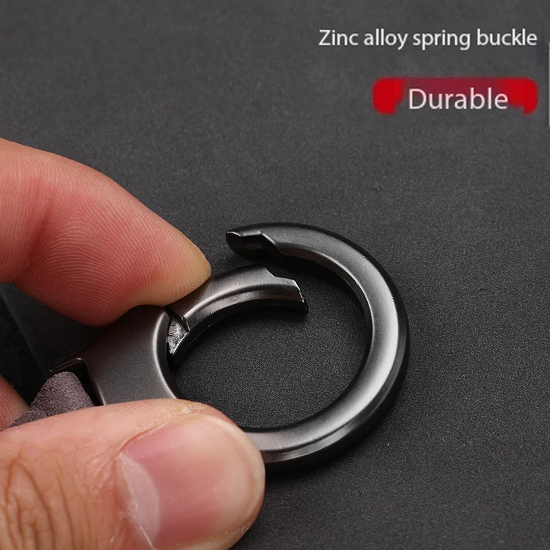 Anello portachiavi per auto in pelle scamosciata Celebrity Car Home da donna per uomo Portachiavi con ciondolo anti-smarrimento universale Portachiavi con ciondolo in metallo