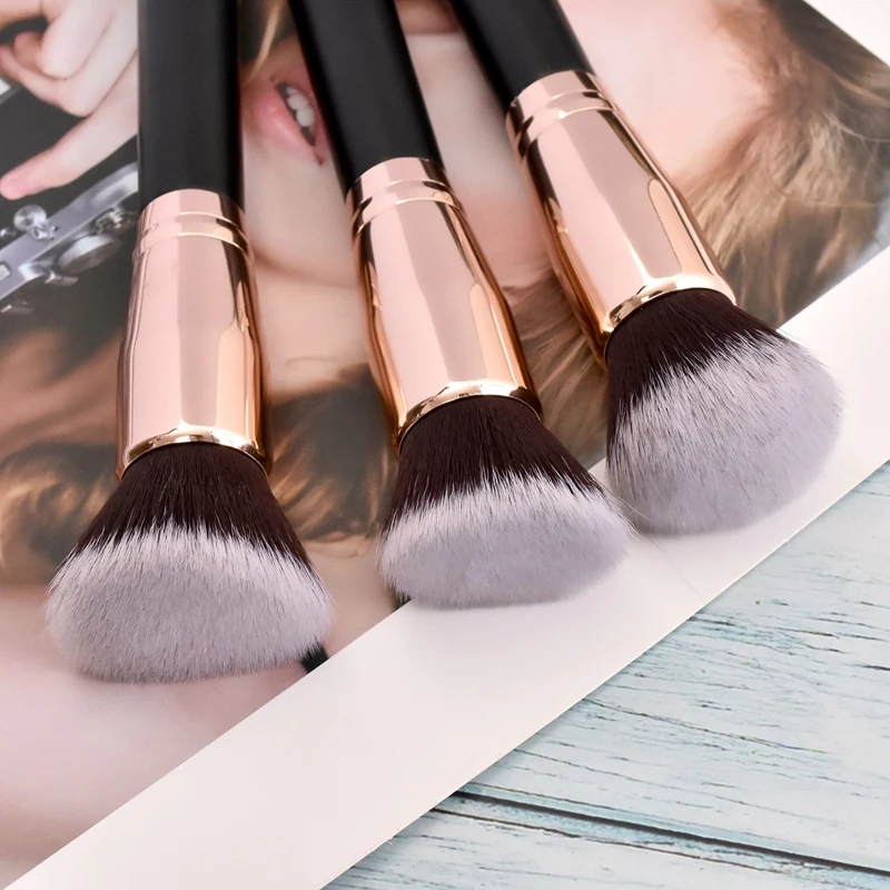 Promozione! 3 pezzi pennelli per trucco fondotinta in polvere sciolta correttore Blending Blush Brush strumento cosmetico professionale per il trucco di bellezza
