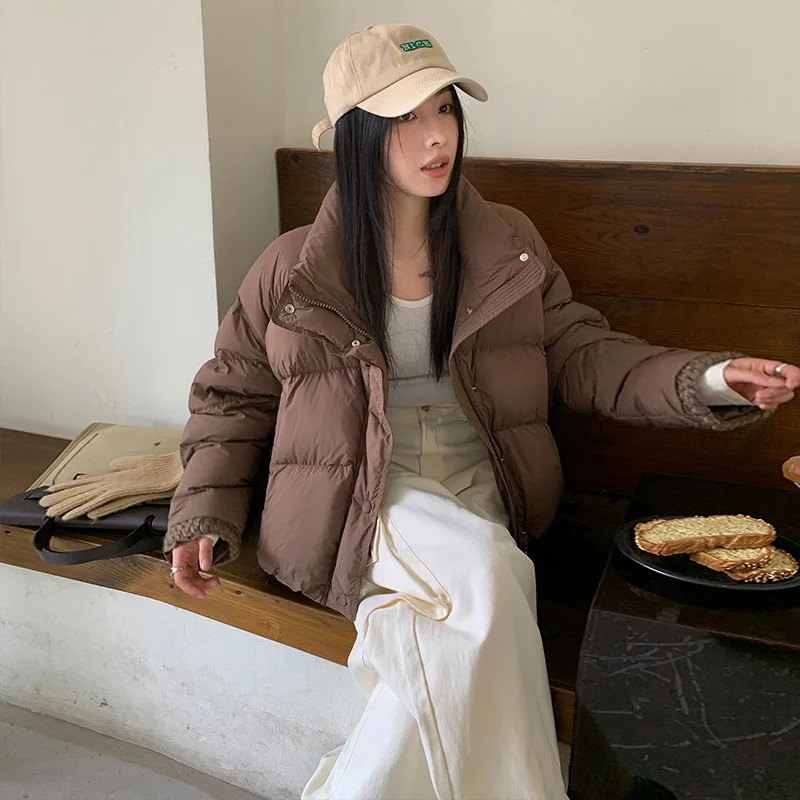 Короткий пуховик 2025 года с 95% белым утиным пухом